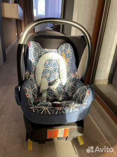 Автолюлька maxi cosi с базой isofix