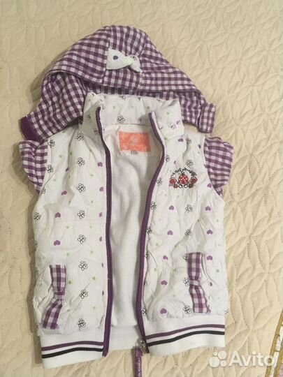 Пакетом (джинсы, рубашка, жилетка)