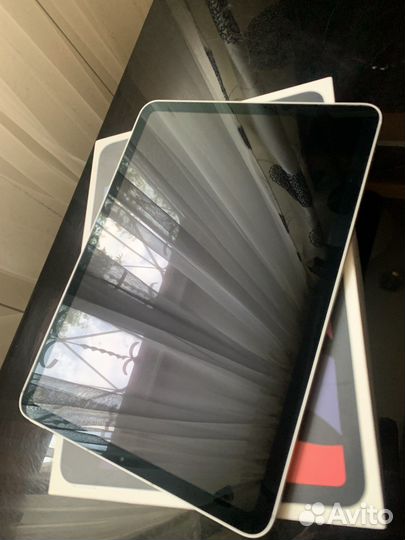 iPad air 4 2020 64gb Wi-Fi + Cellular