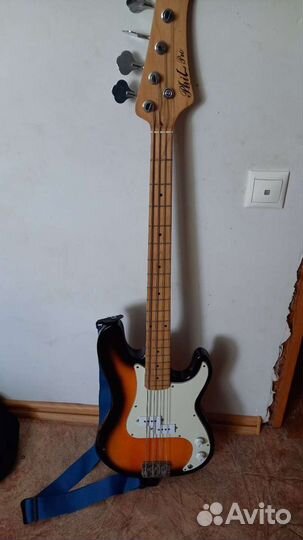 Бас гитара Phil Pro