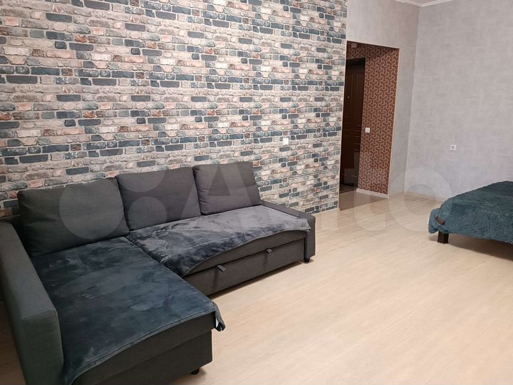 2-к. квартира, 65 м², 5/16 эт.