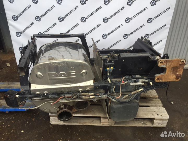 Аккумуляторный ящик в сборе DAF