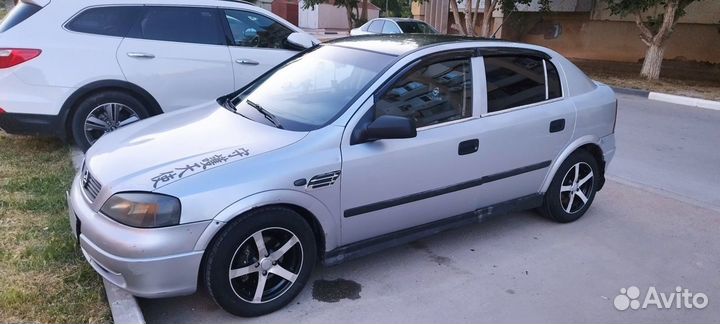 Opel Astra 1.6 МТ, 1998, 270 493 км
