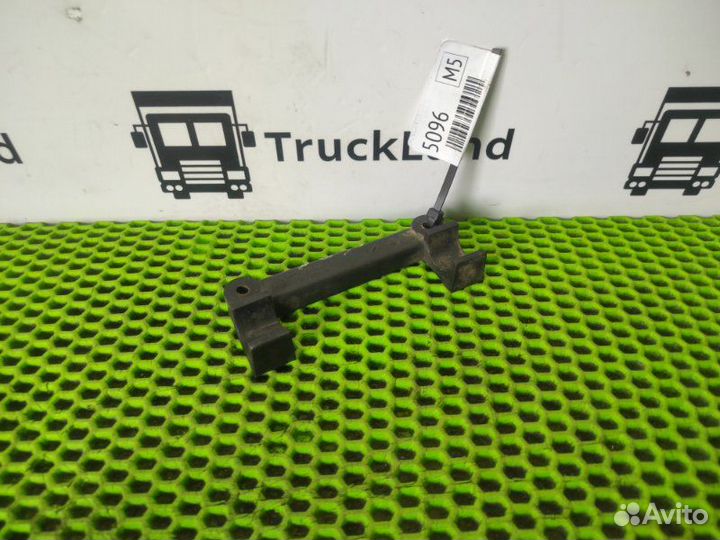 Кронштейн фары противотуманной левый Man Tgx