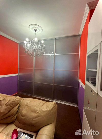 Раздвижная перегородка с матовым стеклом