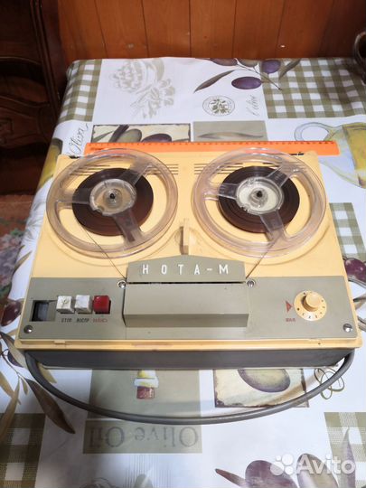 Катушечный магнитофон нота м