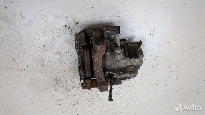 Суппорт правый задний Honda Civic