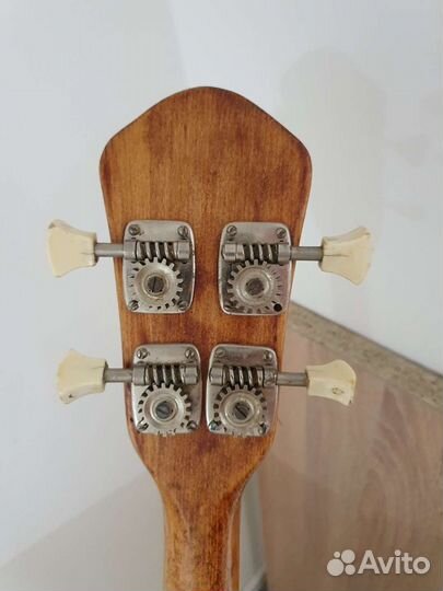 Акустическая бас-гитара Орфей