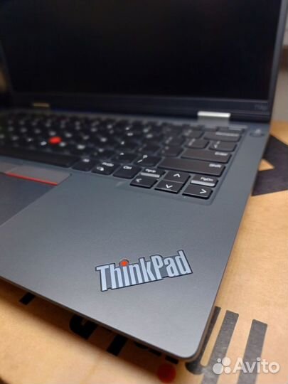 Ноутбук Lenovo ThinkPad T14p Gen1 i5