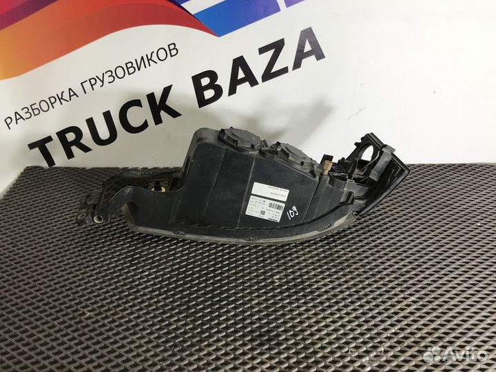 21221152 Фара противотуманная левая Volvo FH