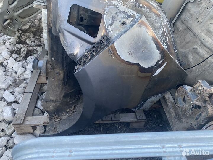 Задняя часть Hyundai Solaris 2015 хетчбек