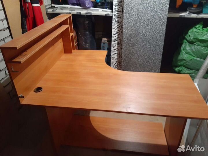 Компьютерный стол офисный для дома, офиса, дачи