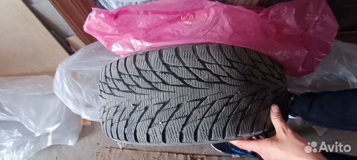 Nokian Tyres Hakkapeliitta R2 205/50 R17