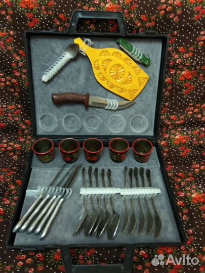 Набор столовых приборов Ложки Вилки Ножи Рюмки