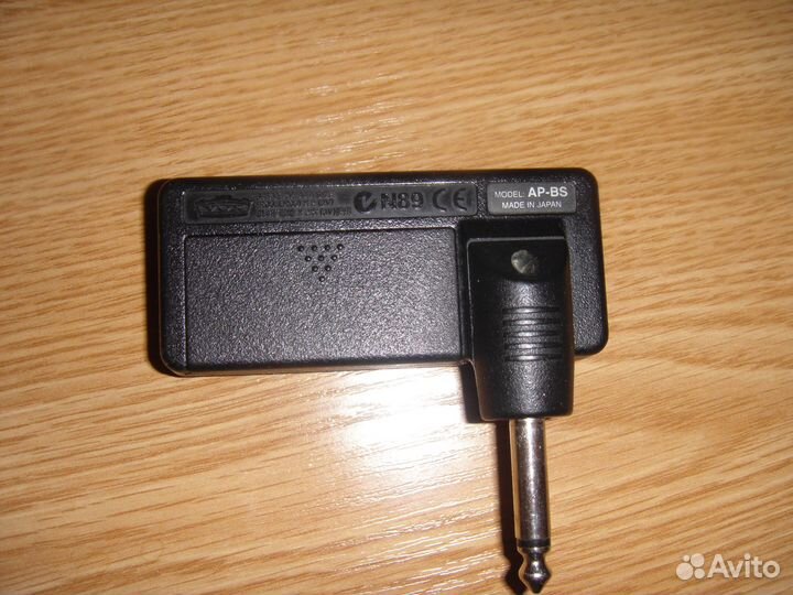 Гитарный усилитель для наушников VOX amplug bass