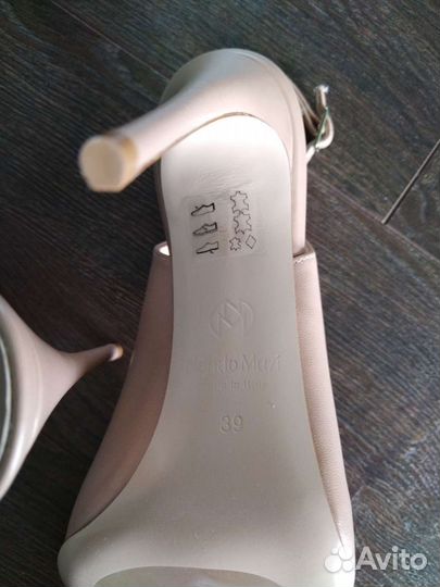 Босоножки новые Nando Muzi