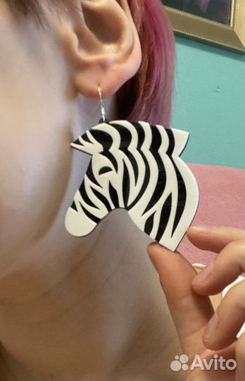 Необычные серьги в стиле 80-х