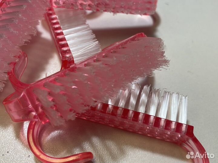 Щеточки для маникюра