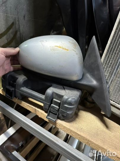 Зеркало правое Nissan Almera G15