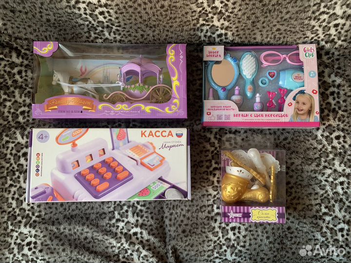 Касса игровая, карета с лошадью, набор парикмахера