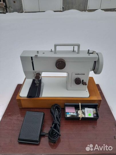 Швейная машина Чайка 134