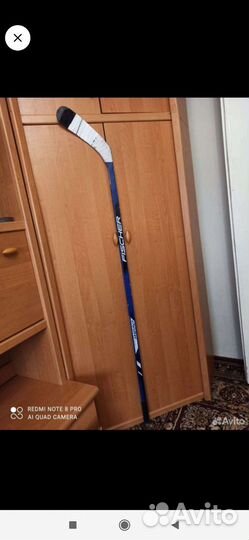 Клюшка хоккейная