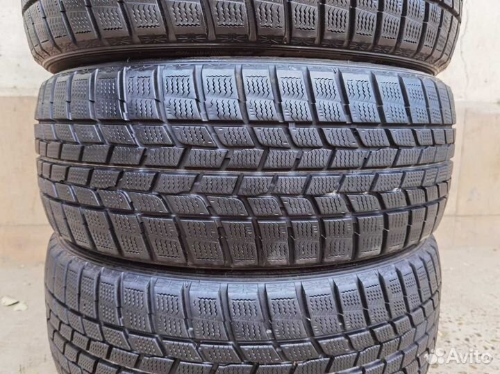 Goodyear Ice Navi 6 215/45 R17 87Q