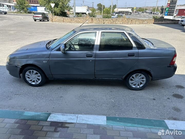 Кузов лада приора 2010год