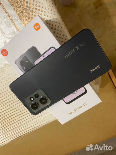 Xiaomi 12, 8/128 ГБ