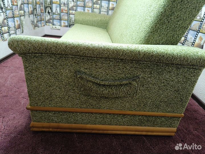 Диван раскладной ручной работы из массива дерева