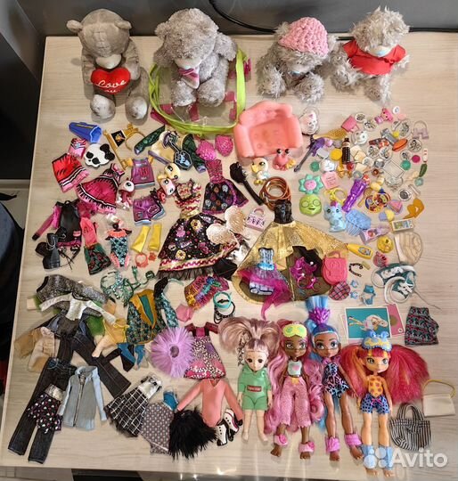 Вещи 2 фото Монстер Хай и других кукол