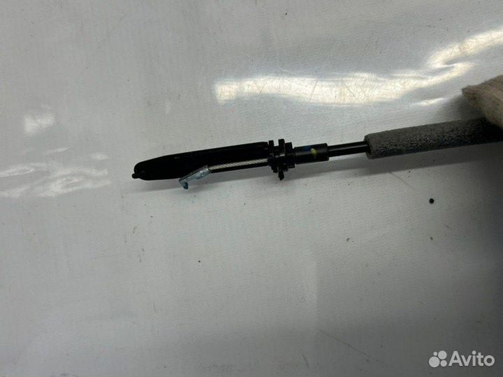 Трос открывания двери задний левый Ford Focus 3