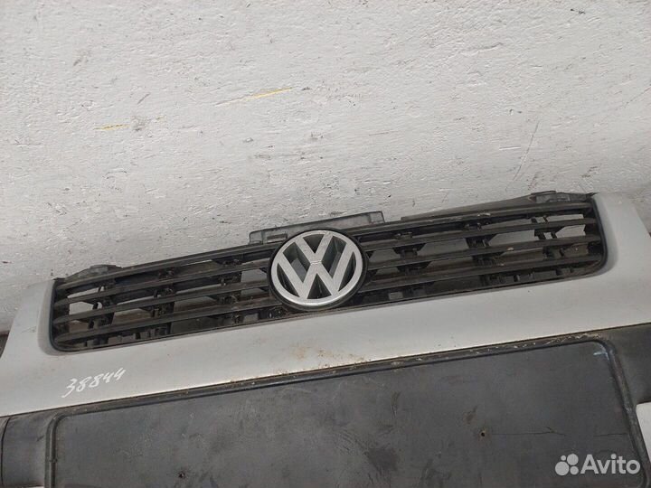 Бампер передний Volkswagen Passat 5