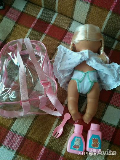 Кукла в рюкзачке