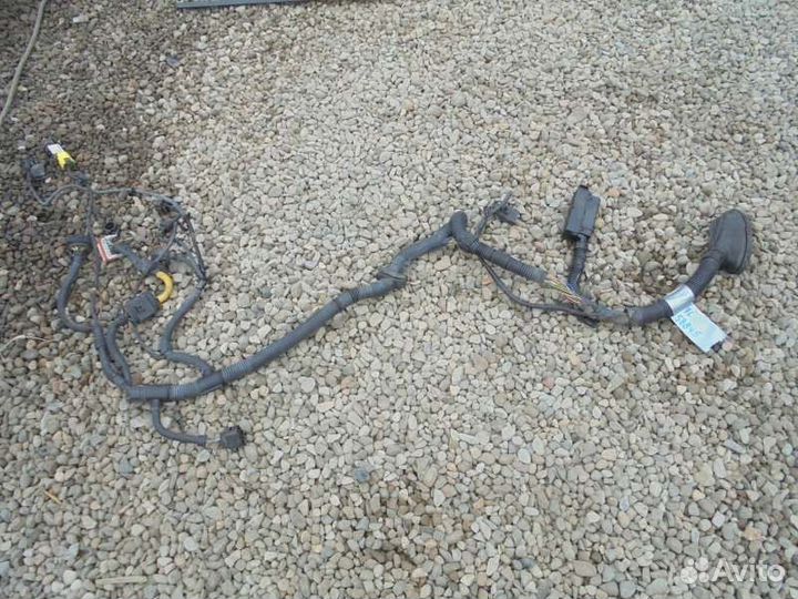 Коса Volkswagen Touareg 7L6 BHK 2006/7