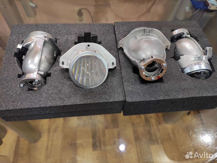 2 пары линз Mitsubishi Outlander lll