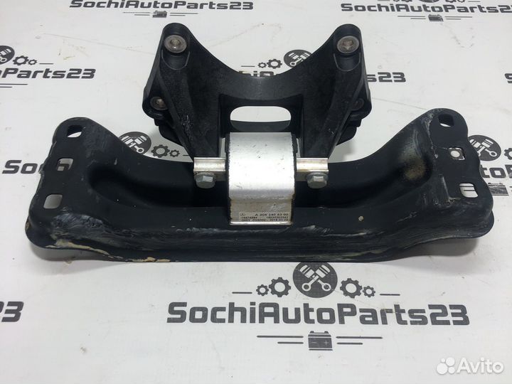 Кронштейн опора АКПП Mercedes W205