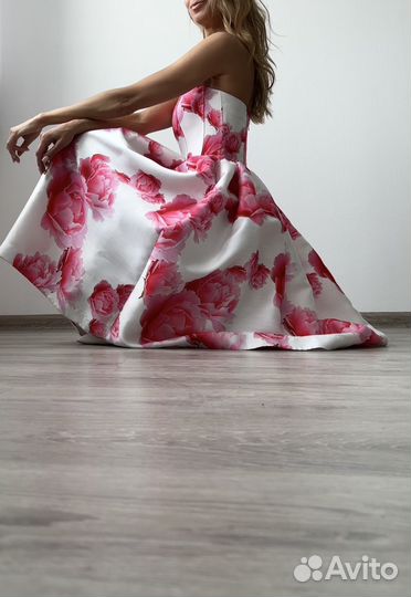 Платье женское