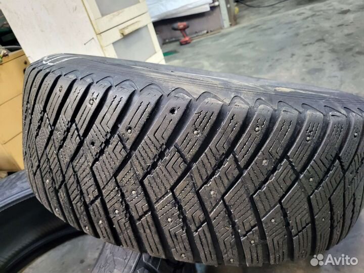 Goodyear UltraGrip Ice Arctic SUV 275/60 R20 115T