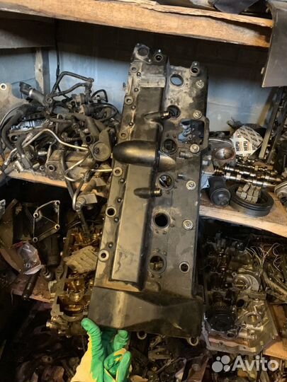 Клапанная крышка bmw N73 b60