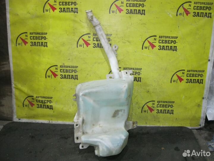 Mitsubishi L-200 Бачок омывателя (под один моторчи