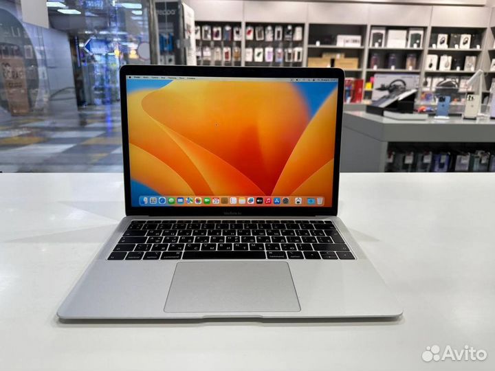 MacBook Air 13
