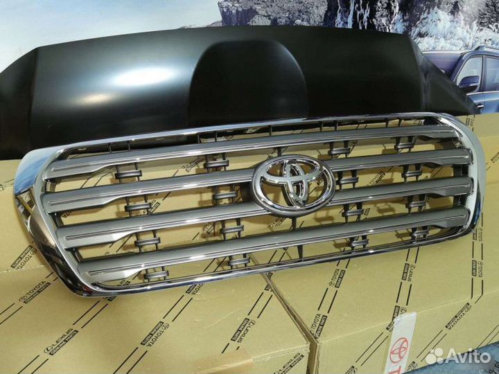 Решетка Toyota Land Cruiser 200
