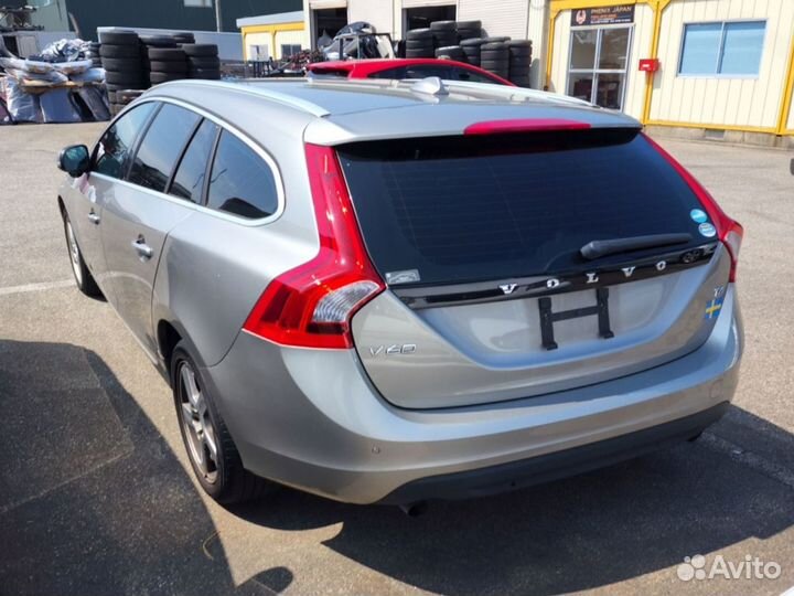 В разбор из Японии Volvo V60 FW45 B4164 T3 1.6