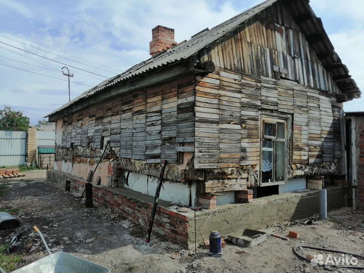Замена нижних венцов дома