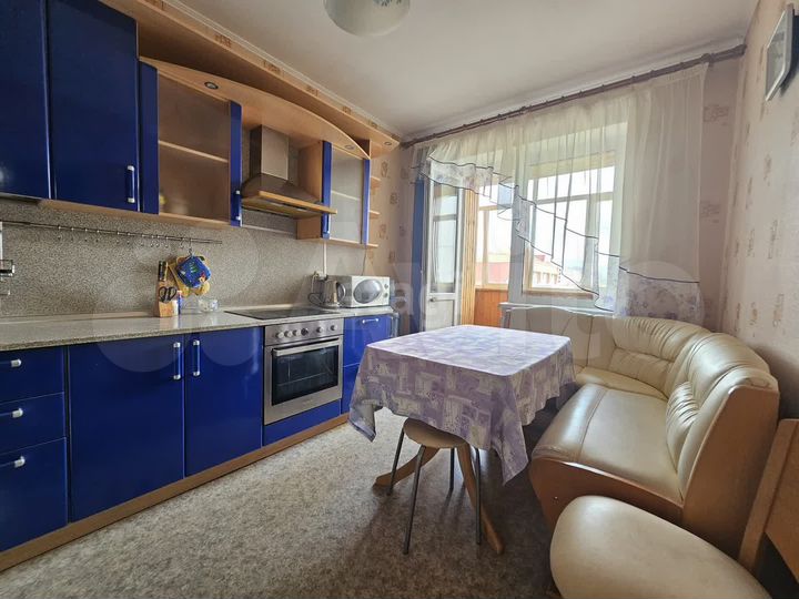 2-к. квартира, 56 м², 5/9 эт.