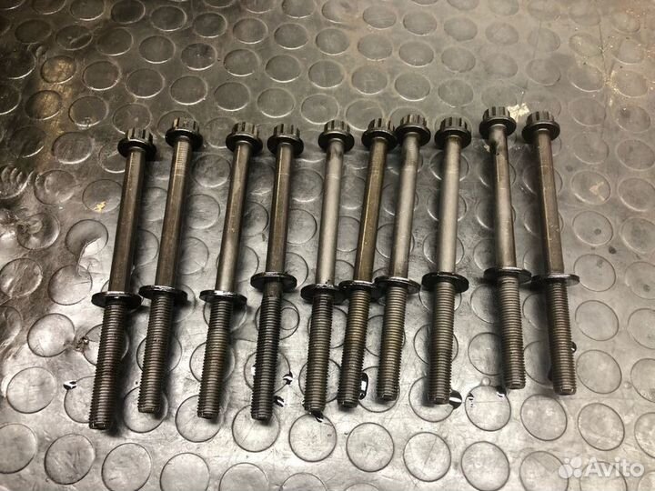 Болты гбц комплект двс 4D20 GW