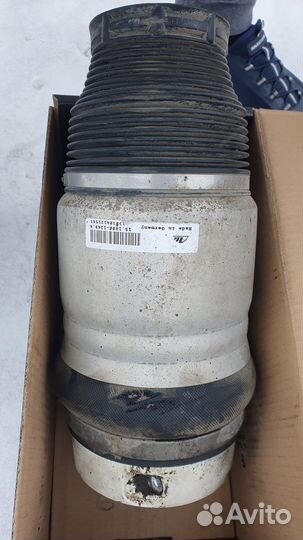 Пневмостойка, пневмоподвеска, баллон Audi Q7 2013