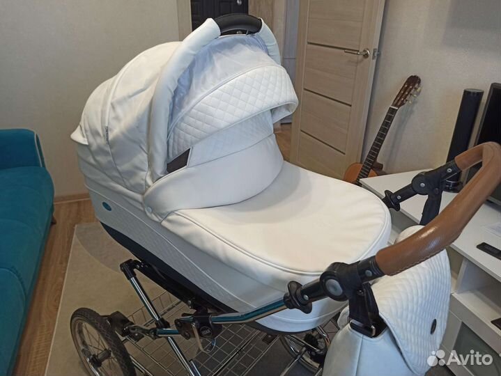 Коляска Roan Emma 2 в 1 Classic