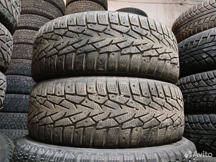 Nokian Tyres Hakkapeliitta 7 205/60 R16